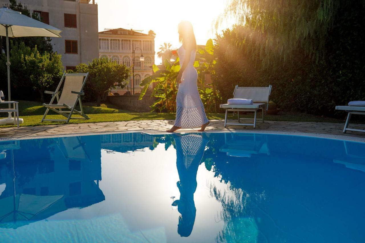 Villa D'Esposito - Sorrento Coast Sant'Agnello Exteriör bild